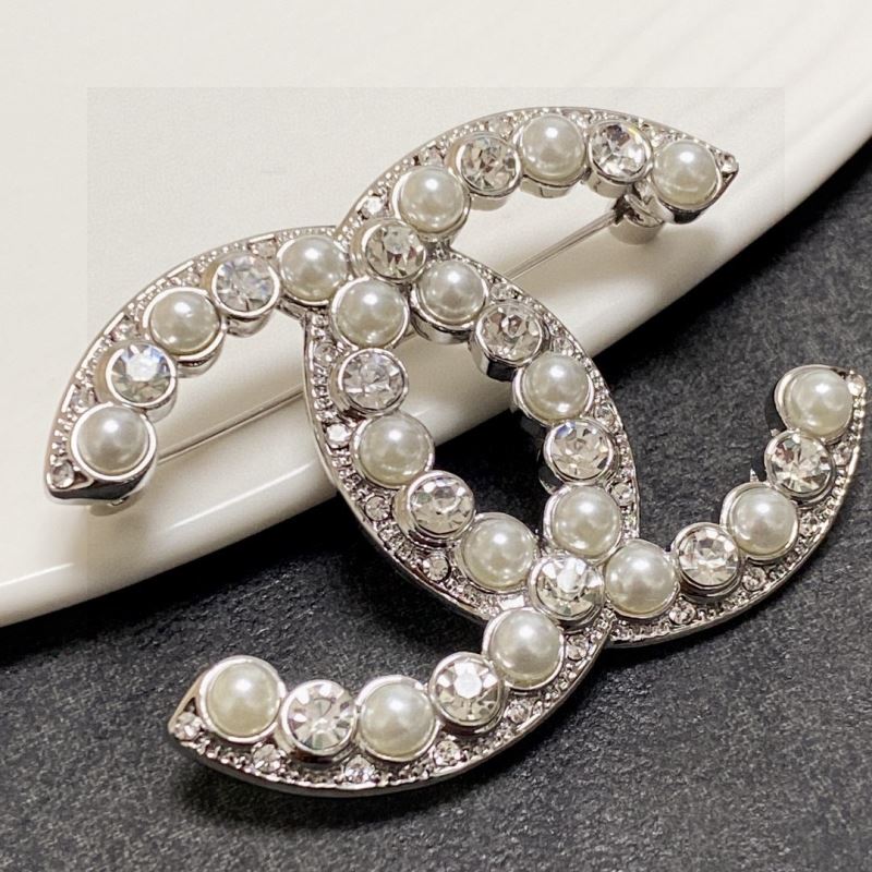 Ch**el brooches